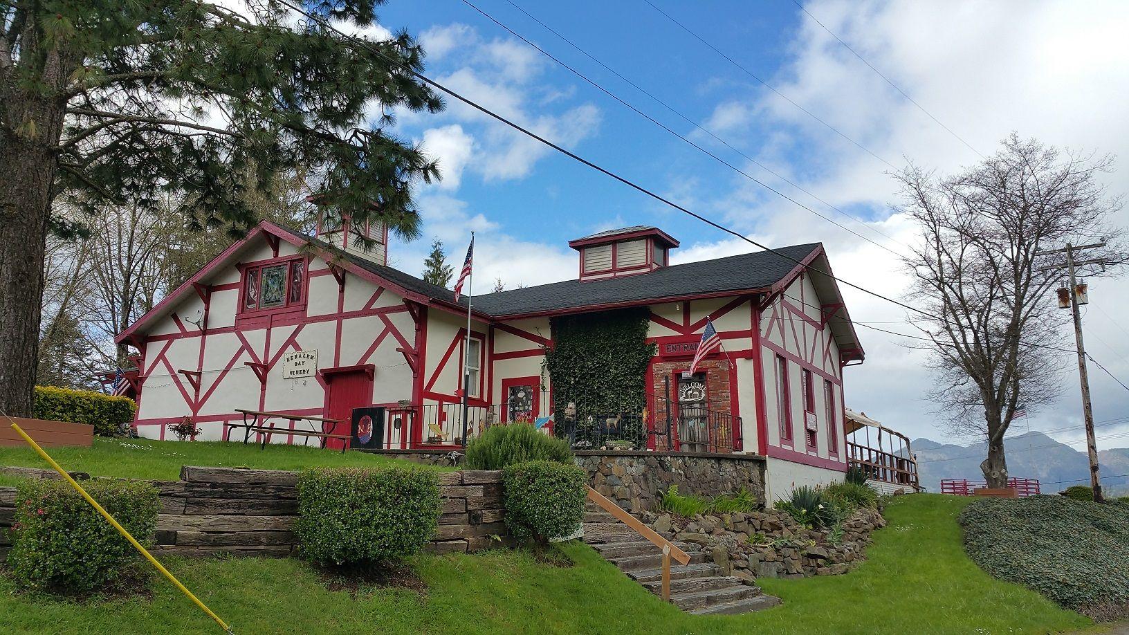 Nehalem Bay Winery